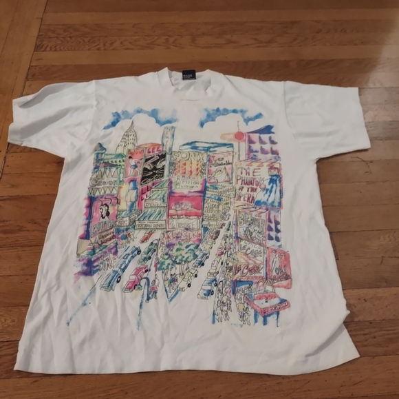 Screen Stars Tops - vintage 1990s NYC Times Square street art graphic tee with 3D graphics size XL